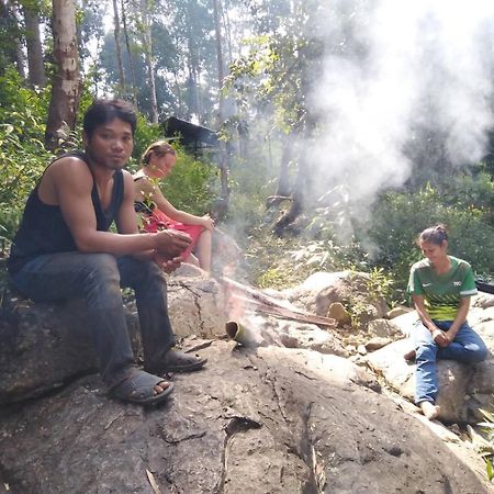 Bee Bee's Chalets Banlung Buitenkant foto