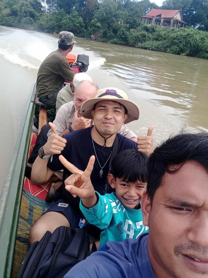 Bee Bee's Chalets Banlung Buitenkant foto