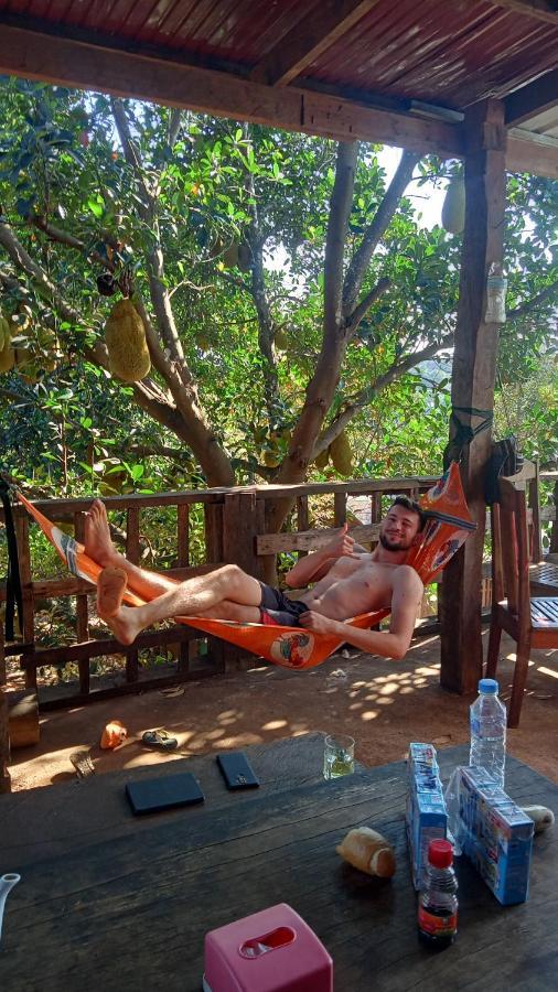 Bee Bee's Chalets Banlung Buitenkant foto
