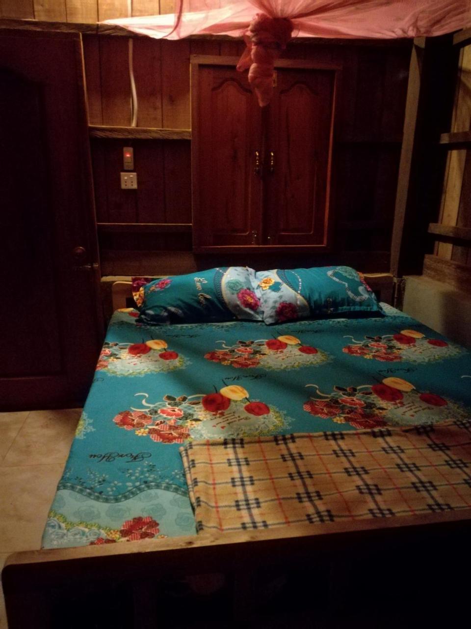 Bee Bee's Chalets Banlung Buitenkant foto