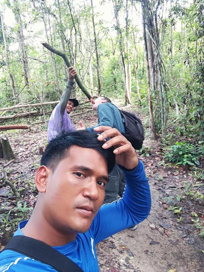 Bee Bee's Chalets Banlung Buitenkant foto